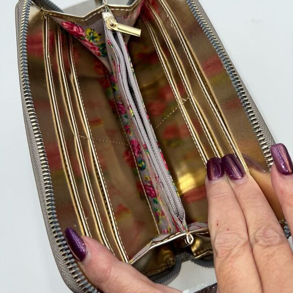 Betsey Johnson Faux Leather Bow Front Long Wallet - Picture 10 of 12